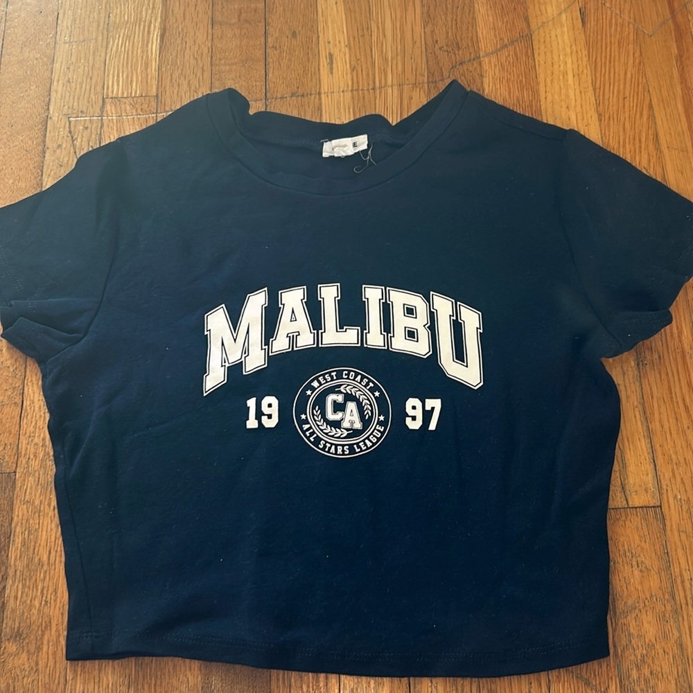 Garage cropped tee